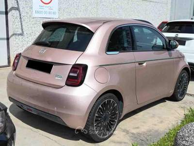 Fiat 500 Berlina 42 kWh Icon Lilla usata Pianezza