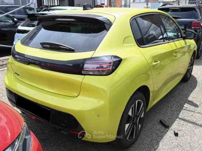 Peugeot 208 PureTech 100 Stop&Start 5 porte Allure Giallo usata Pianezza