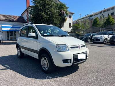 Fiat Panda 1.3 MJT S&S 4x4   UNICO PROPRIETARIO X NEOPATETATI Bianco usata Portogruaro