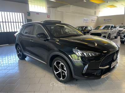 MG HS AT Luxury Nero usata Gozzano