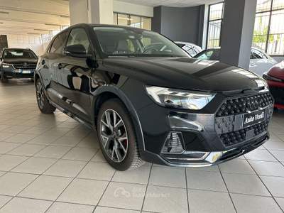 Audi A1 A1 Citycarver 35 1.5 tfsi Admired 150cv s-tronic Nero usata Cernusco sul Naviglio