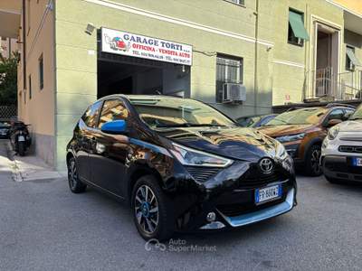 Toyota Aygo 5 porte x-cite PREZZO REALE Nero usata Genova