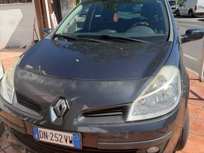 Renault Clio 5 porte Rip Curl Grigio usata Roma
