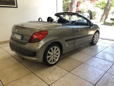 Peugeot 207 CC Féline Grigio usata Roma