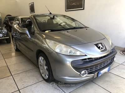 Peugeot 207 CC Féline Grigio usata Roma