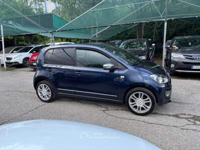 Volkswagen up! 5p. highline METANO OK NEOPATENTATI Blu/Azzurro usata Bologna