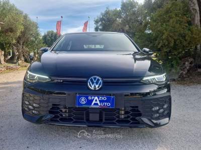 Volkswagen Golf Golf 8.5 TFI DSG Nero usata Ladispoli