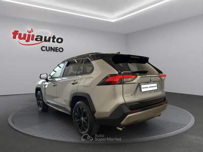 Toyota RAV4 Rav4 5 porte 2.5h E-CVT 2WD STYLE Argento usata Cuneo