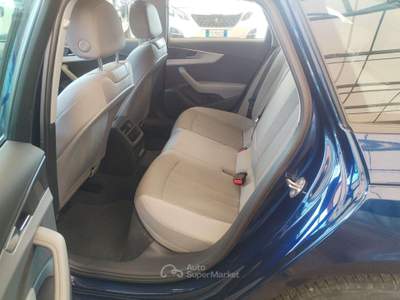 Audi A4 A4 V 2019 Avant Avant 35 2.0 tfsi mhev Business Ad Blu/Azzurro usata Milano