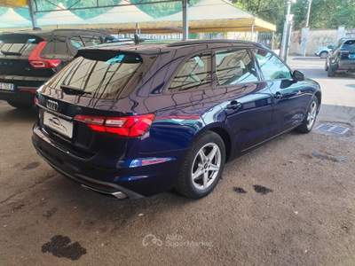 Audi A4 A4 V 2019 Avant Avant 35 2.0 tfsi mhev Business Ad Blu/Azzurro usata Milano