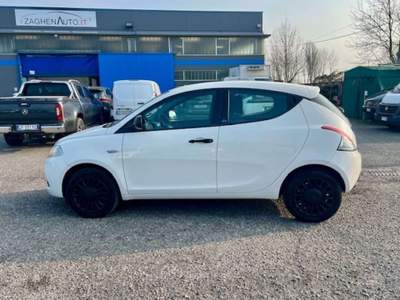 Lancia Ypsilon 1.2 69 CV 5 porte S&S Elefantino Blu Bianco usata Borgo San Giacomo