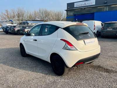 Lancia Ypsilon 1.2 69 CV 5 porte S&S Elefantino Blu Bianco usata Borgo San Giacomo