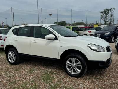 Nissan Qashqai DPF Tekna Bianco usata Rimini