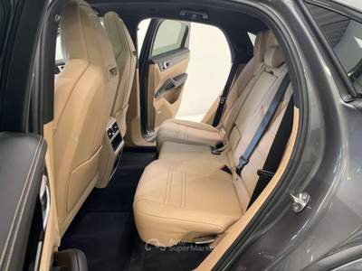 Porsche Cayenne Coupé 3.0 V6 E-Hybrid *462CV* Grigio usata Andalo Valtellino