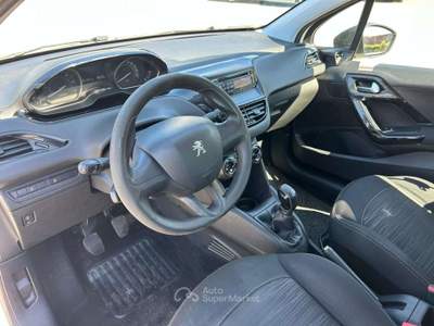 Peugeot 208 208 1.4 Hdi 68cv van Fap Bianco usata Torino