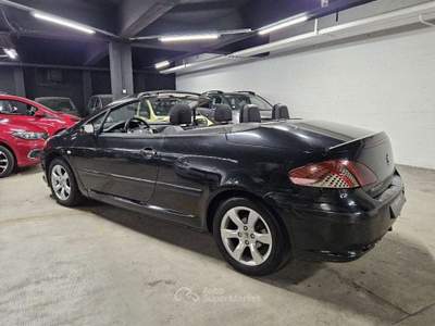 Peugeot 307 2.0 HDi FAP CC Nero usata Torino