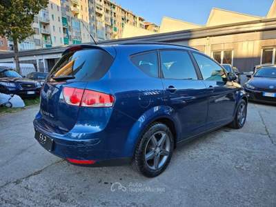 Seat Altea XL 1.6 TDI 105 CV CR DSG I-Tech Blu/Azzurro usata Torino