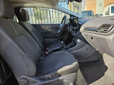Ford Fiesta 1.0 EcoBoost Hybrid 125 CV 3 porte Van Trend Bianco usata Torino