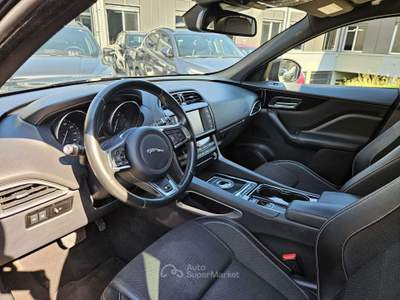 Jaguar F-Pace 2.0d 180cv AWD Autom. R-Sport Blu/Azzurro usata Torino