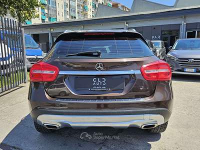 Mercedes-Benz GLA GLA 200 d Automatic Activity Edition Marrone usata Torino