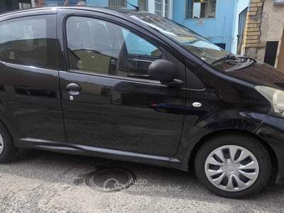 Toyota Aygo TOYOTA AYGO SOUND Nero usata La Loggia