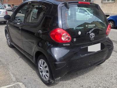 Toyota Aygo TOYOTA AYGO SOUND Nero usata La Loggia