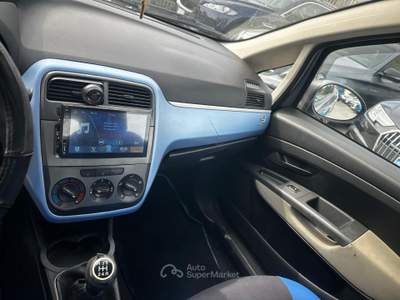Fiat Grande Punto IN BUONO STATO GENERALE Grigio usata Maddaloni