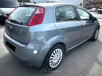 Fiat Grande Punto IN BUONO STATO GENERALE Grigio usata Maddaloni
