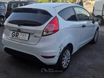 Ford Fiesta IDEALE PER NEOPATENTATI Bianco usata La Loggia