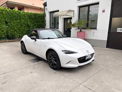 Mazda MX-5 Mx5 ND 1.5 131cv Soft Top Bianco usata Seregno