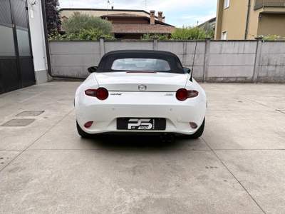 Mazda MX-5 Mx5 ND 1.5 131cv Soft Top Bianco usata Seregno