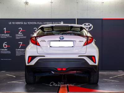 Toyota C-HR I 2020 1.8h 122 cv Business e-cvt Bianco usata Saint-Christophe