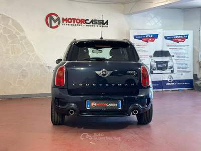 MINI Countryman ADATTA A NEOPATENTATI Blu/Azzurro usata Roma
