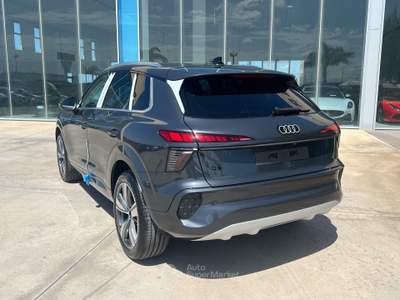 Audi Q3 TDI 110 kW S tronic Business Advanced possibilità noleggio no scoring Grigio usata Gela