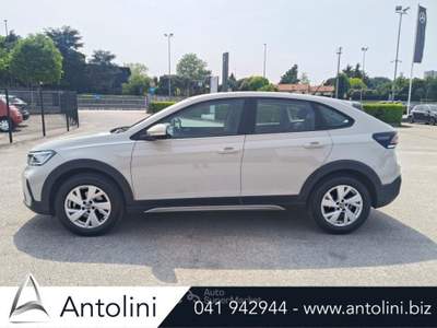 Volkswagen Taigo 1.0 TSI 110 CV Life "APPLE CAR PLAY - ANDROID AUTO Beige usata Venezia