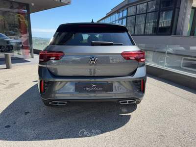 Volkswagen T-Roc 2.0 TDI SCR 150 CV DSG R-Line Grigio usata BORGO MAGGIORE SAN MARINO
