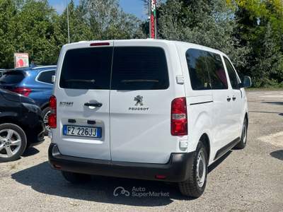 Peugeot Traveller Peugeot Traveller 9 POSTI 1.5 BLUEHDI 120 Bianco usata Altedo