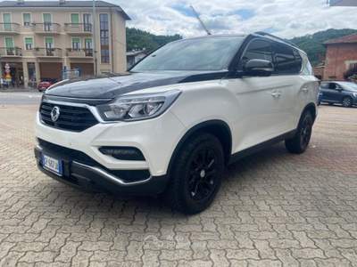 SsangYong Rexton 2.2 4WD Dream 7 posti bicolor Bianco usata Boves