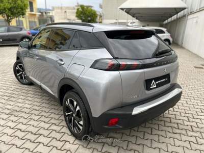 Peugeot 2008 BlueHDi 130 S&S EAT8 Allure Pack Grigio usata Afragola