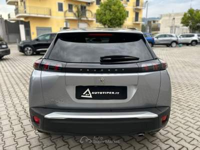 Peugeot 2008 BlueHDi 130 S&S EAT8 Allure Pack Grigio usata Afragola