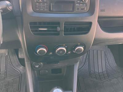 Renault Clio 1.2 75cv 5 Porte Wave Bianco usata LIVORNO
