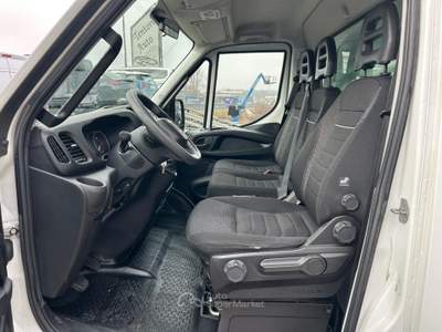 Iveco Daily 35S14NV 3.0 CNG Furgunatura in alluminio Bianco usata Garbagnate Monastero