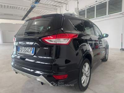 Ford Kuga 2.0 TDCI 180 CV S&S 4WD Powershift Titanium X Nero usata Spilimbergo