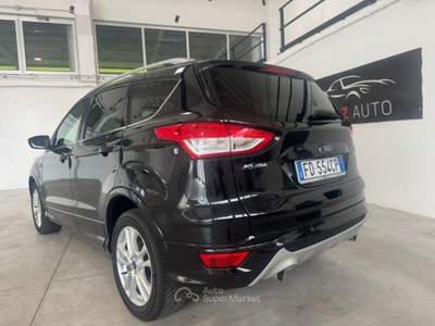 Ford Kuga 2.0 TDCI 180 CV S&S 4WD Powershift Titanium X Nero usata Spilimbergo