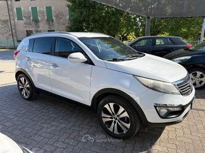 Kia Sportage 1.7 crdi 2wdOK NEOPATENTATO Bianco usata Guastalla