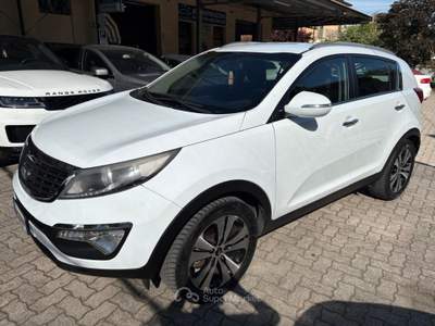Kia Sportage 1.7 crdi 2wdOK NEOPATENTATO Bianco usata Guastalla
