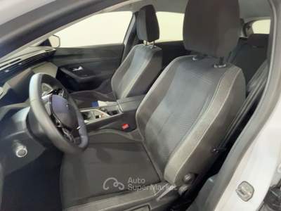 Peugeot 308 PEUGE 308 1.2 PURETECH T ACTIVE PACK S&S 130CV 308 1.2 puretech t Active Pack s&s 130cv Bianco usata Roma