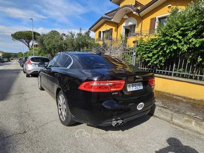 Jaguar XE Motore rettificato Nero usata San Marino