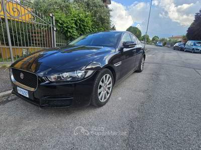 Jaguar XE Motore rettificato Nero usata San Marino