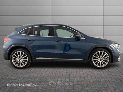 Mercedes-Benz GLA 200 D Premium 8G-DCT Blu/Azzurro usata Brescia